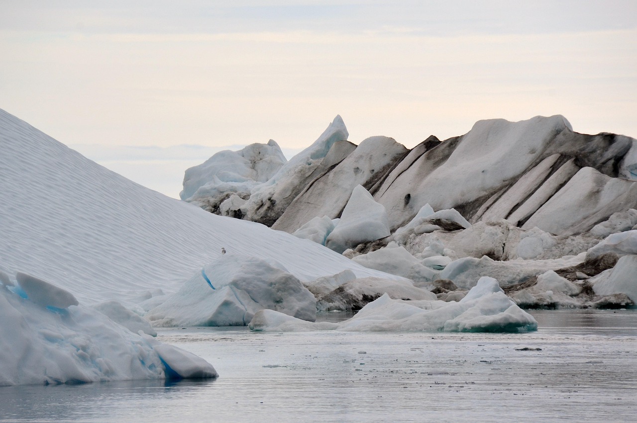 【格陵兰岛,格陵兰岛地理位置】 【格陵兰岛,格陵兰岛地理位置】
