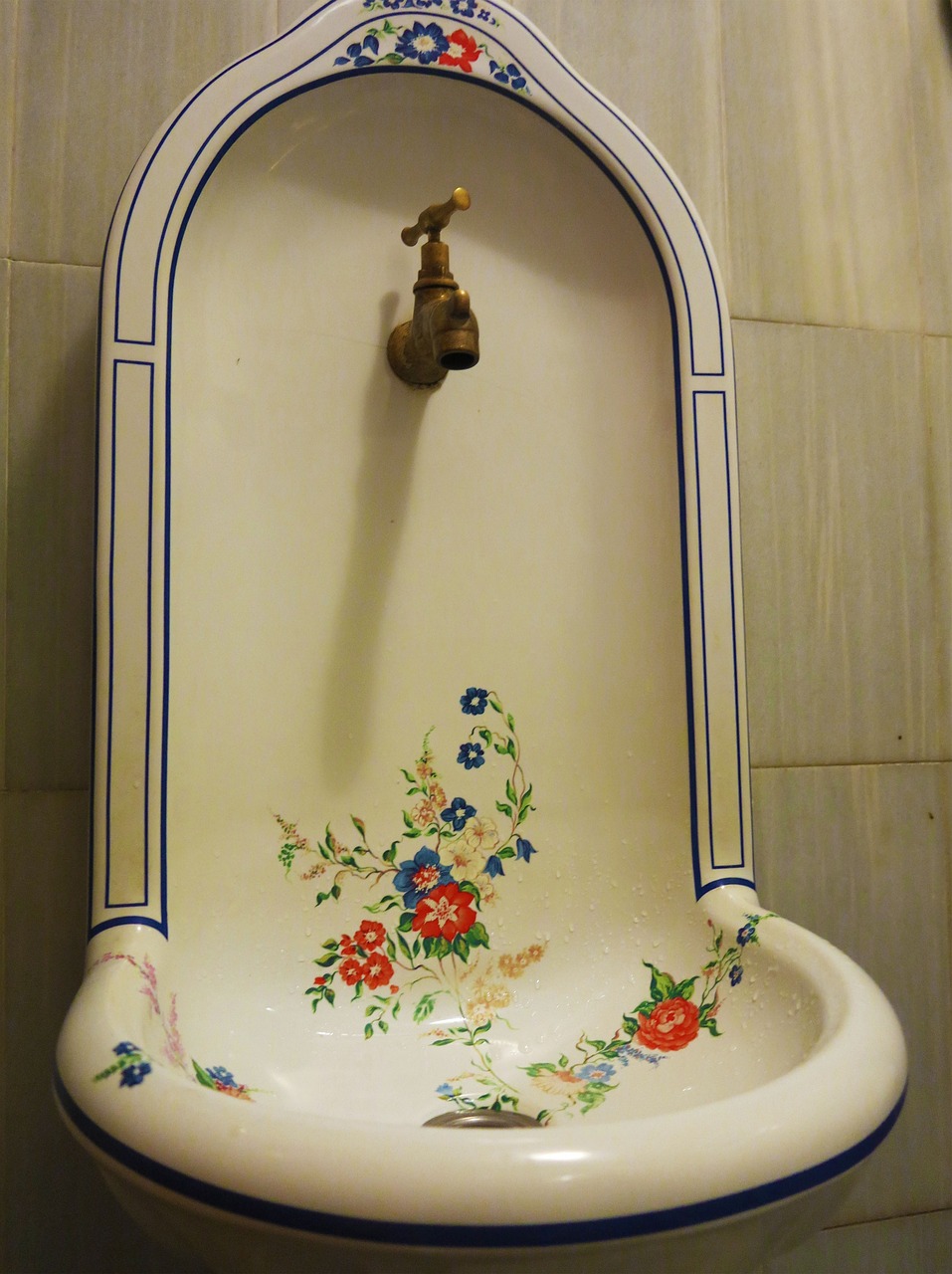 水龙头前十品牌设计(水龙头品牌排名前100名)