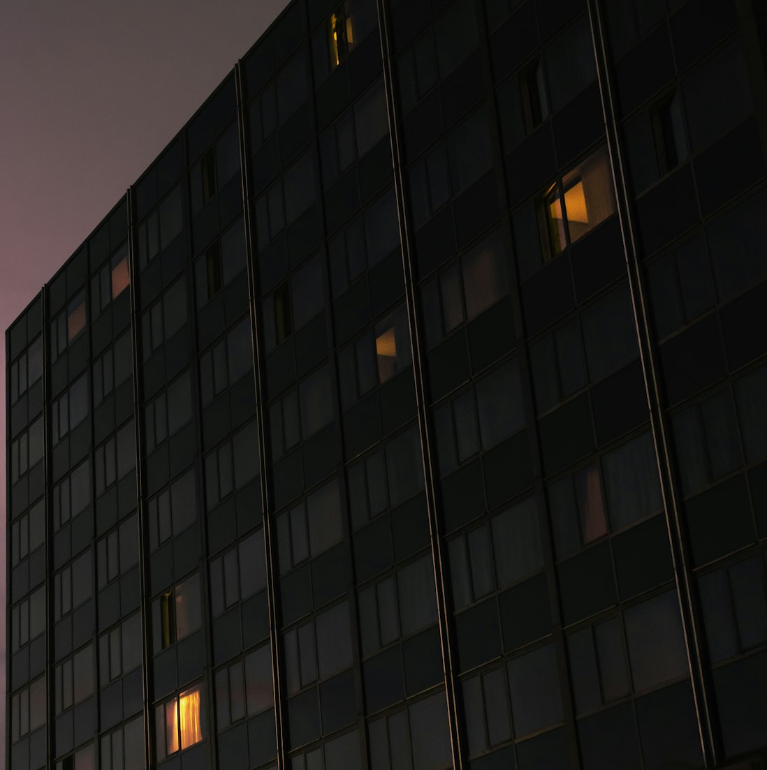 希尔顿酒店分几个档次(希尔顿酒店分几个档次费用)