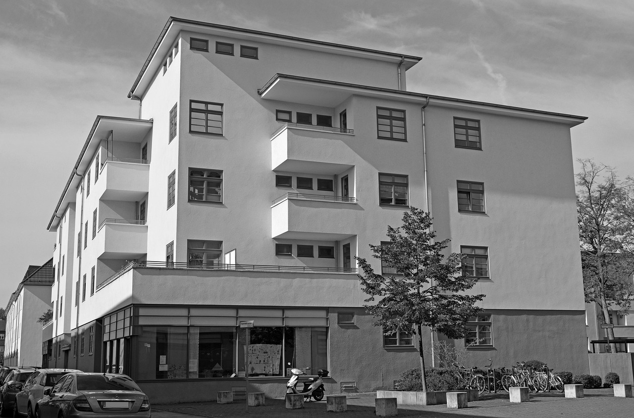 杭州旅行社一日游.杭州有哪些旅行社门店地址电话?？