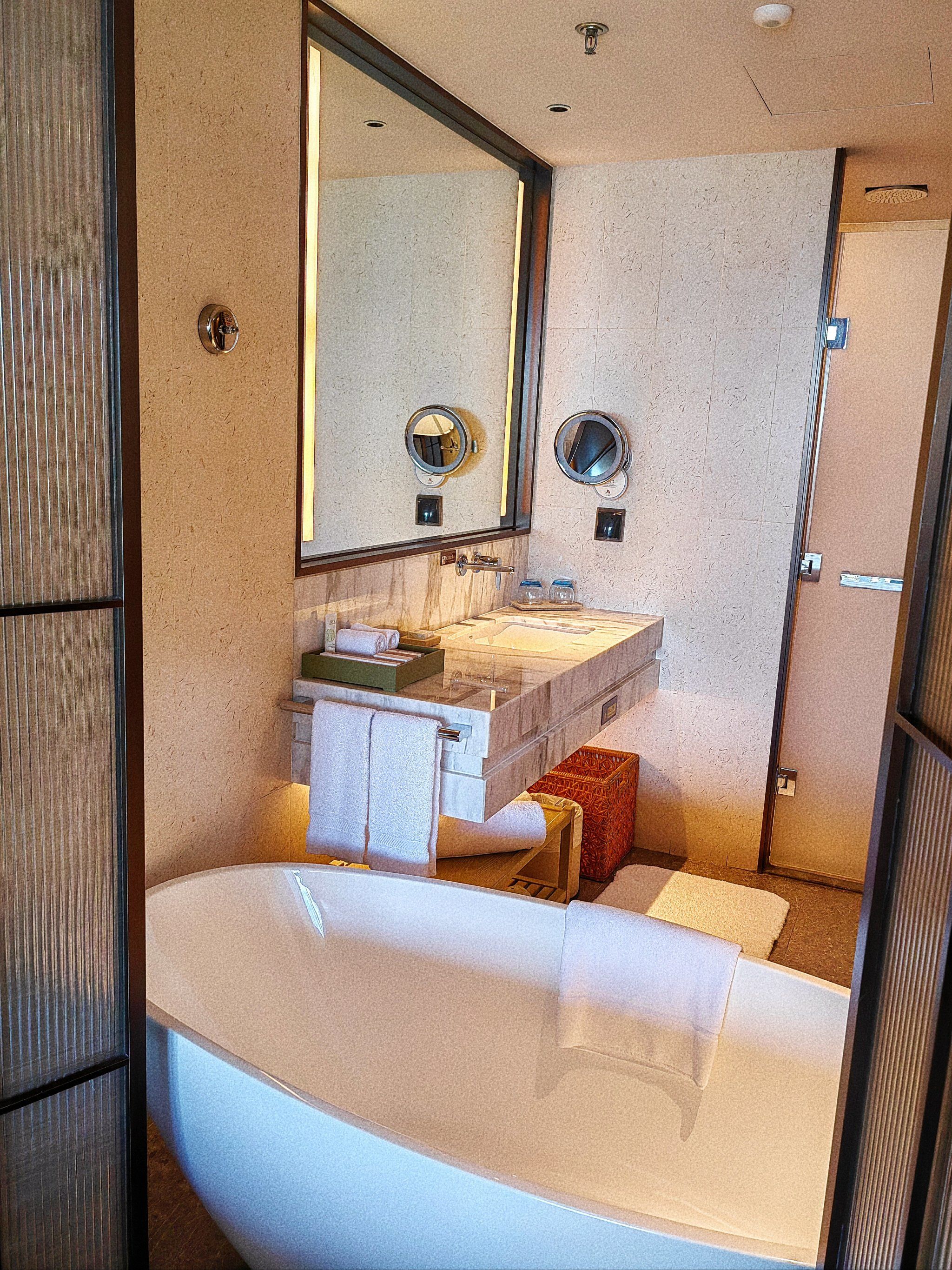 五星级酒店(五星级酒店装修标准一个平方多少钱)-第2张图片