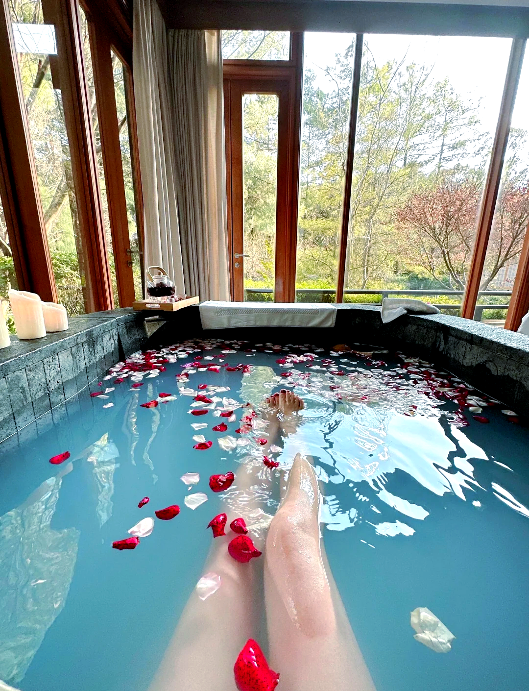 温泉酒店房间带温泉池.西安温泉酒店房间带温泉池?-第3张图片
