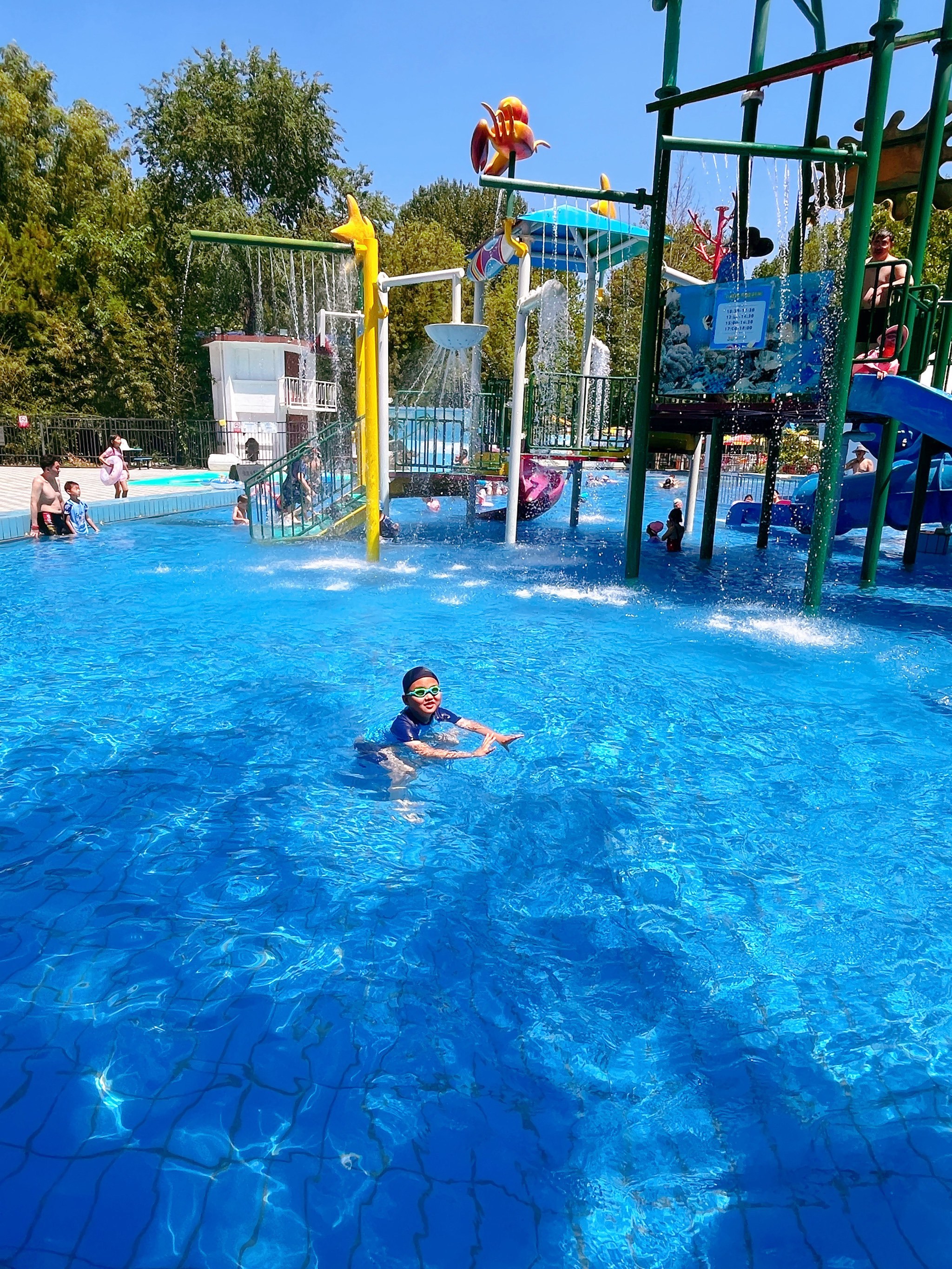 东钱湖水上乐园/东钱湖水上乐园还开着吗-第1张图片